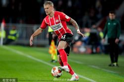 包含集结日埃因霍温迎来里程碑——欧联节点到来，球迷炸锅，临场指挥获称赞的词条南宫28